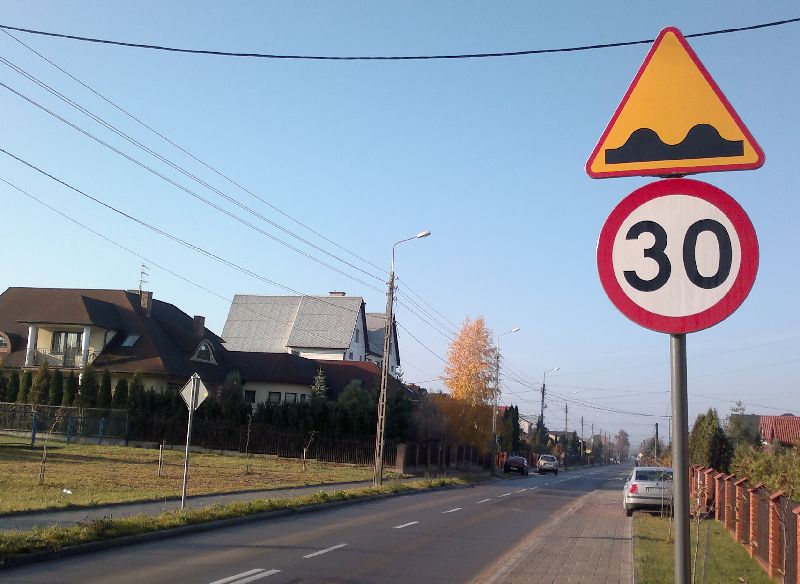 Ograniczenie prędkości zostało wprowadzone na prośbę mieszkańców (iSokolka.eu)