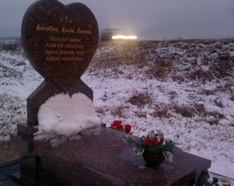W miejscu gdzie doszlo do wypadku dziś stoi pomnik (iSokolka.eu)