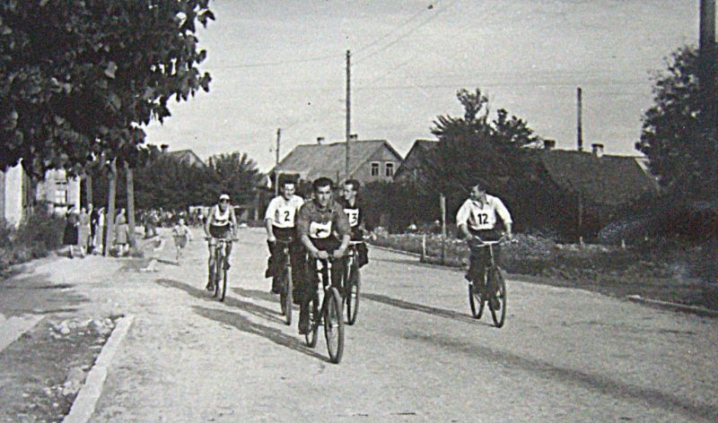 Wyścig kolarski na ulicy Grodzieńskiej (Archiwum prywatne)